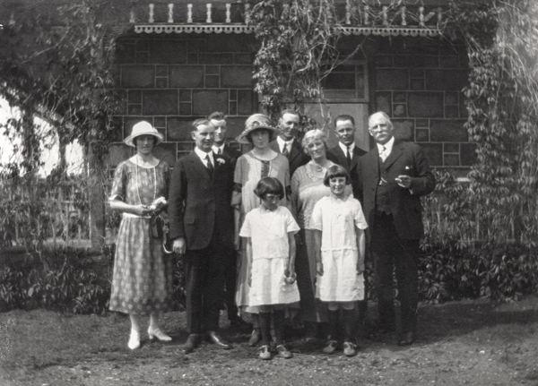 Malcolm/McKenzie wedding, 1924